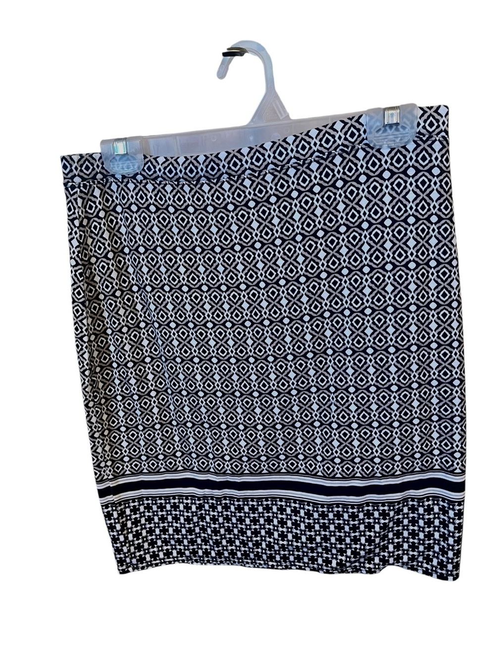 Max Studio Black, White and Brown White Patterned Pencil Skirt - Picture 5 of 7
